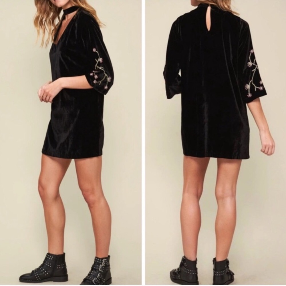 NWT Gypsy 05 Global Village Velvet Velour Black Floral Embroidered Mini Dress